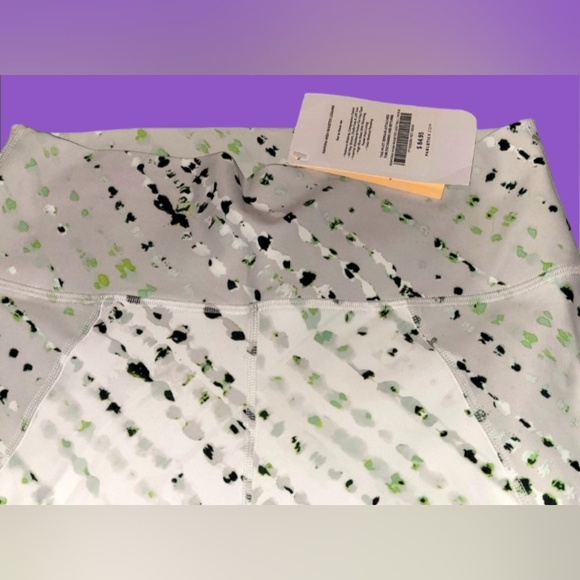 NWT ~ FABLETICS RAMONA Yoga Pants Sz. XS ~ Tunic & Old Navy Active Top Sz. MED - Picture 5 of 8